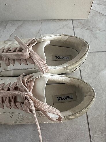 36 Beden ipekyol sneaker