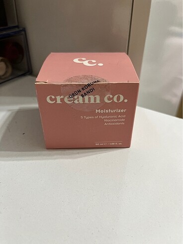 Cream co. Krem