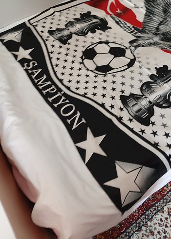 Beden beyaz Renk beşiktaş bayrağı