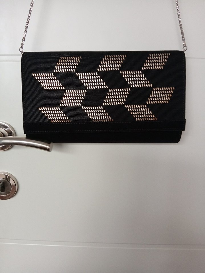 Zincir Detaylı Siyah Yılan Desenli tel kirma Kadın Portföy Çanta - Görsel 2