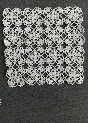 El Yapımı Beyaz Dantel Örtü - Görsel 3
