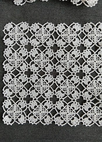 El Yapımı Beyaz Dantel Örtü - Görsel 2