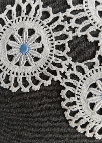 El Yapımı Beyaz Dantel Motifler - Görsel 3