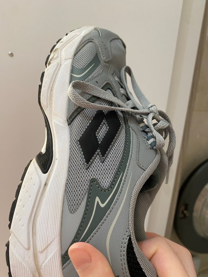 Lotto Spor Ayakkabı - Görsel 2