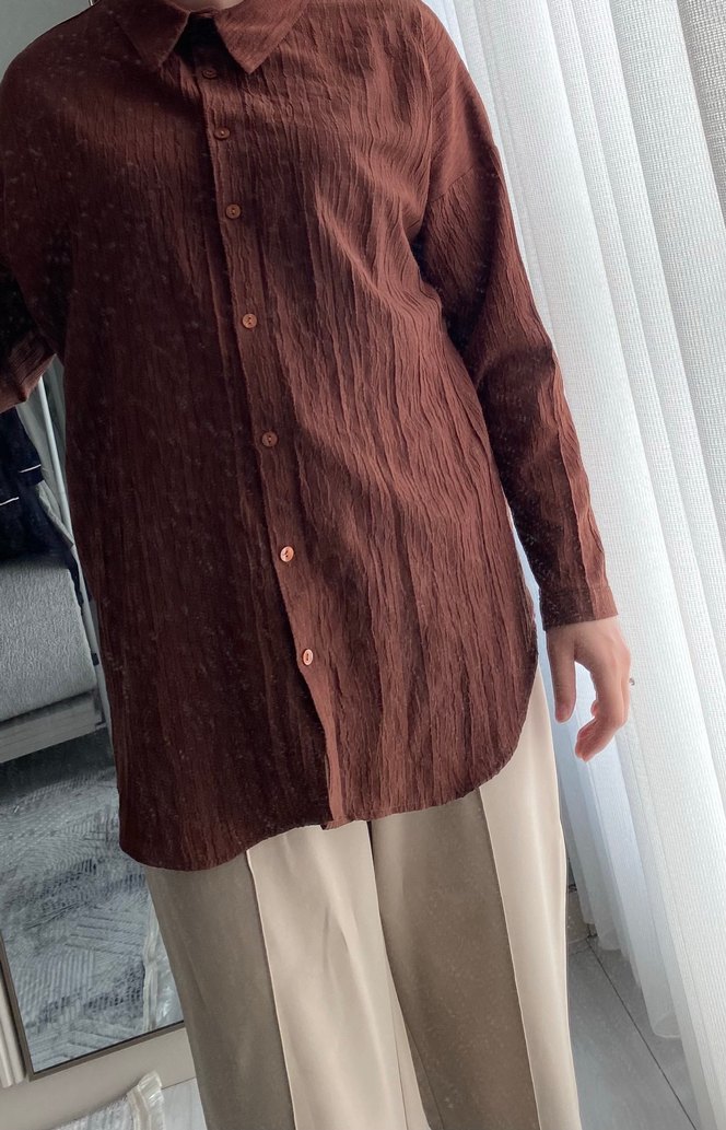 Düğmeli KahverengiKadın Gömlek - Görsel 2