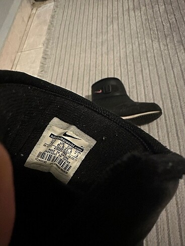 23 Beden siyah Renk Nike 23.5 bot
