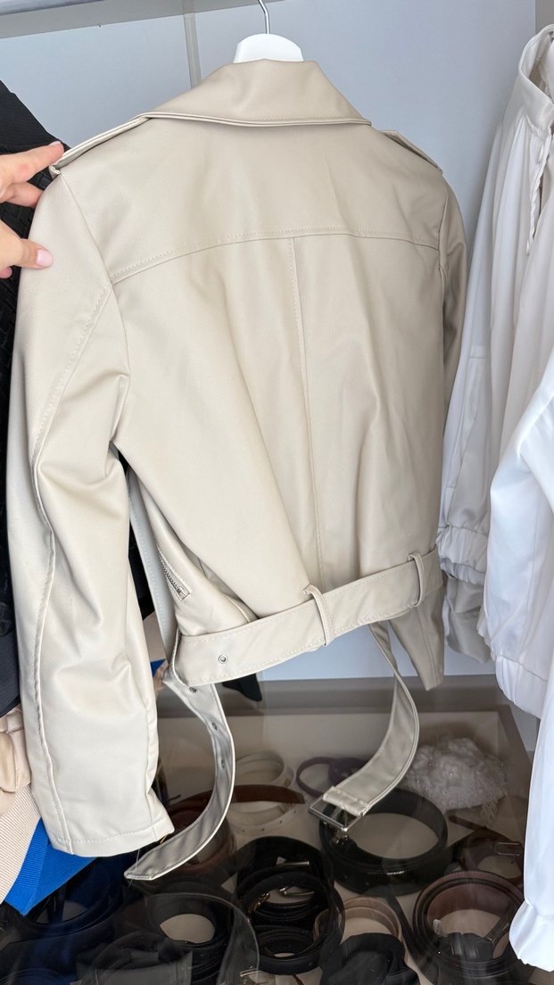 Bej Kadın Deri Kemerli Ceket - Görsel 4