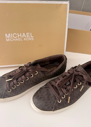 Michael Kors 38