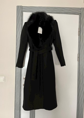 Zara Kemerli Suni Kürk Yakalı Yün Kaban - Görsel 4