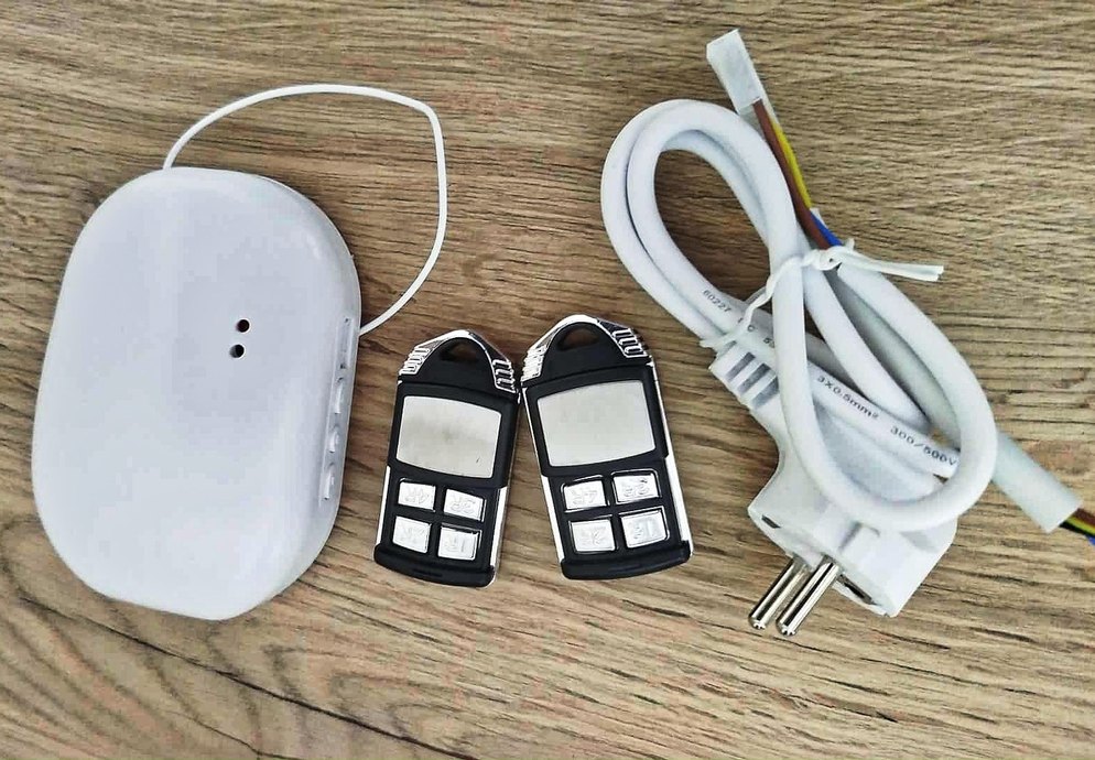 Beyaz ve Gri Uzaktan Kumanda Seti Kepenk Alıcı Takımları - Görsel 3