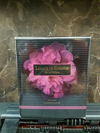 Legacy of essence parfum
