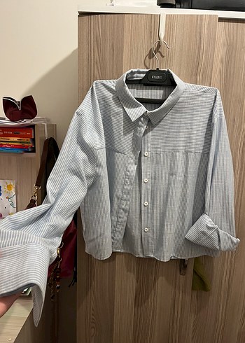 Zara İnce Cizgili Rahat Gomlek