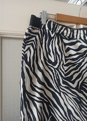 Zebra ve leopar desenli 2 adet pantolon 
