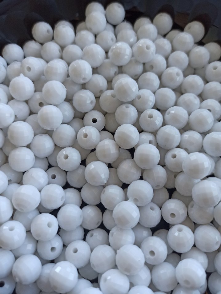 beyaz dünya model akrilik boncuk - Görsel 3