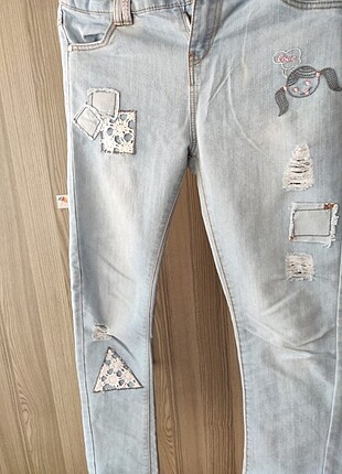10 Yaş Beden mavi Renk LCW 10-11 yaş dantelli yama detaylı pantolon