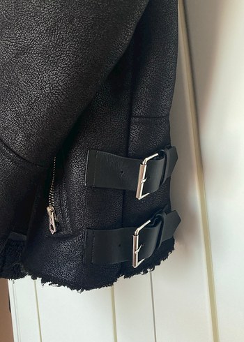 Kadın Siyah Süet Biker Ceket Bershka - Görsel 2