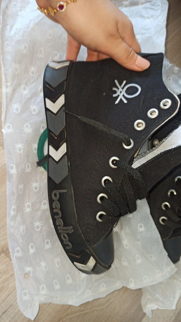 siyah beyaz şık rahat Converse  ürün orijinal ve tertemizdir - Görsel 2