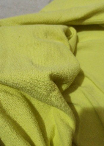 Sarı Kapüşonlu Kadın Sweatshirt - Görsel 4