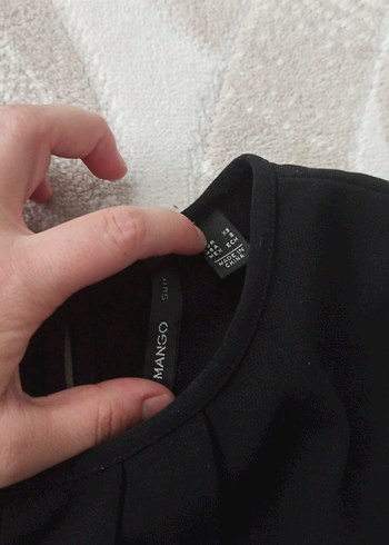 Siyah Pileli Kolsuz Bluz - Görsel 5