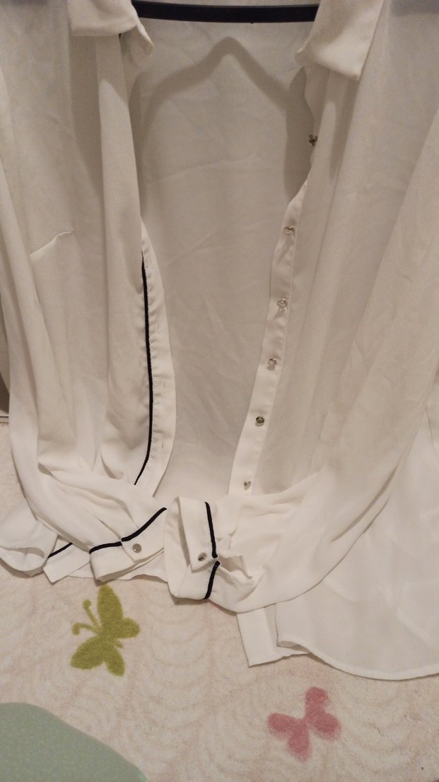 Düğmeli Beyaz Pamuklu Kadın Gömlek - Görsel 2