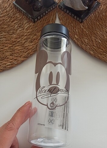 Mickey Mouse Şeffaf Su Şişesi ??