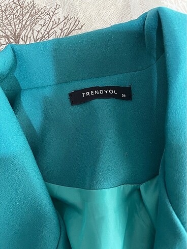 34 Beden Trendyol Yeşil Vatkalı Blazer Ceket