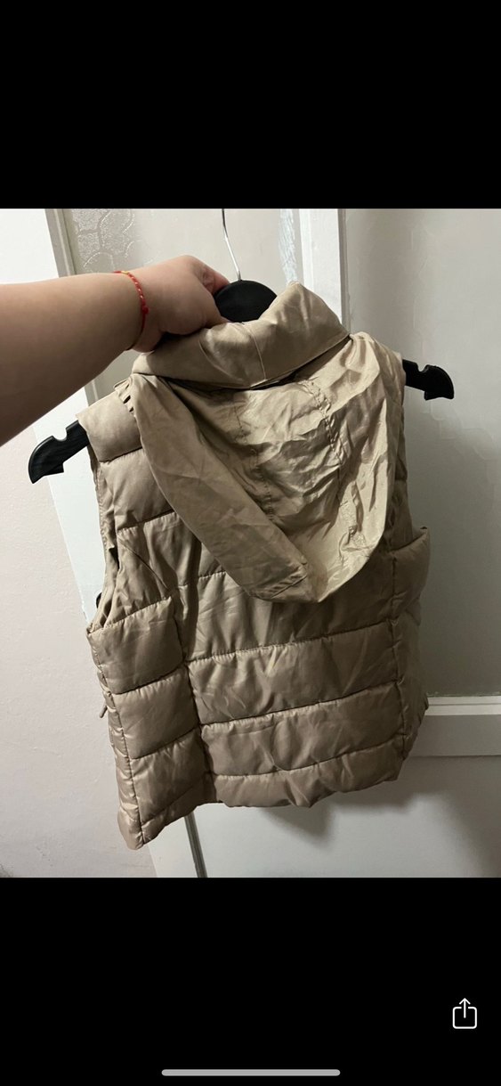 Bej Yüksek Yakalı Şişme Yelek - Görsel 3