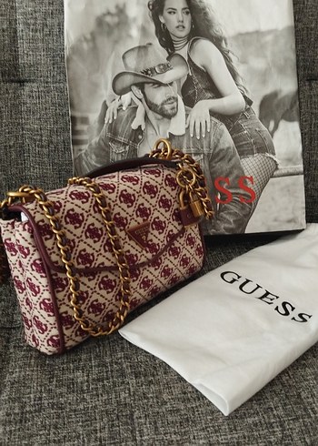 Guess Çanta Shemara Cross Body çanta orijinal