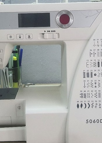 janome 5060DC Dikiş Makinesi Beyaz Gri - Görsel 3