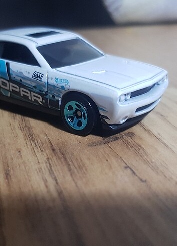 Hotwheels 5li set yanında fırlatıcı - Görsel 10