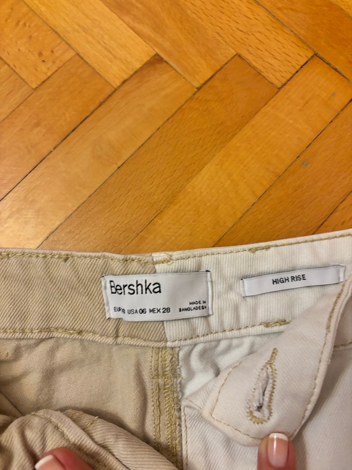 Bershka Şort - Görsel 3