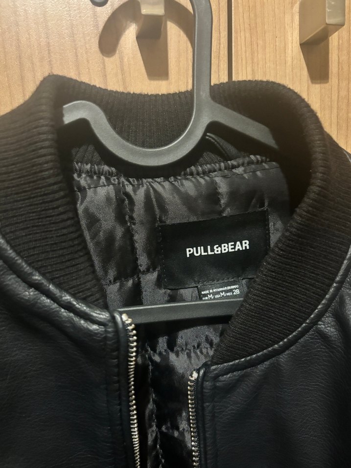 Pull and Bear Siyah Kadın Deri Biker Ceket - Görsel 2