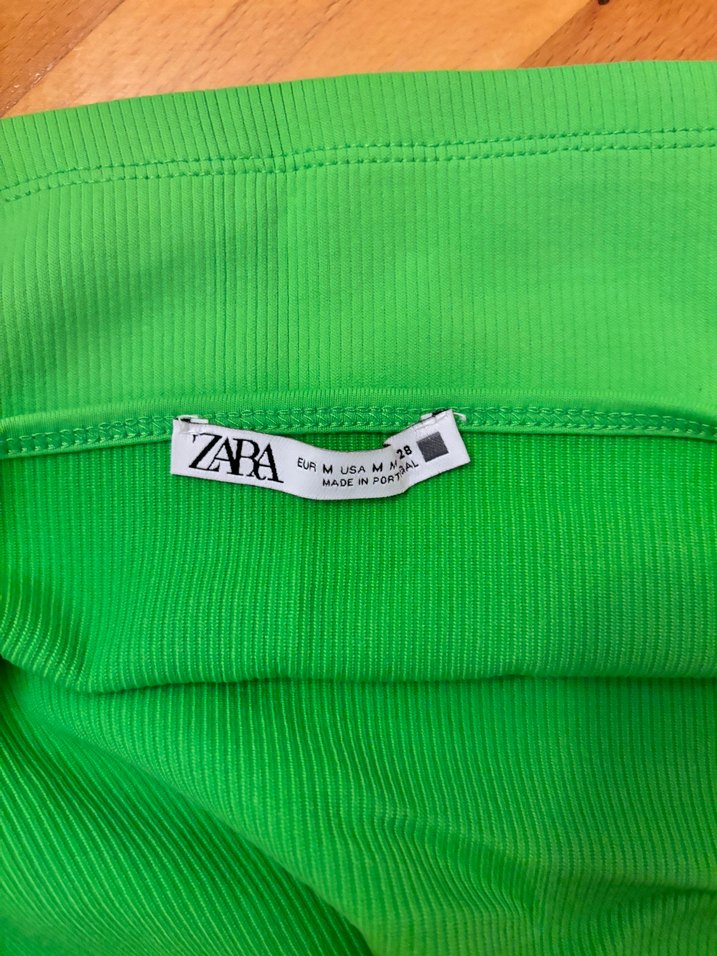 Zara Boyundan Bağlamalı Crop - Görsel 2