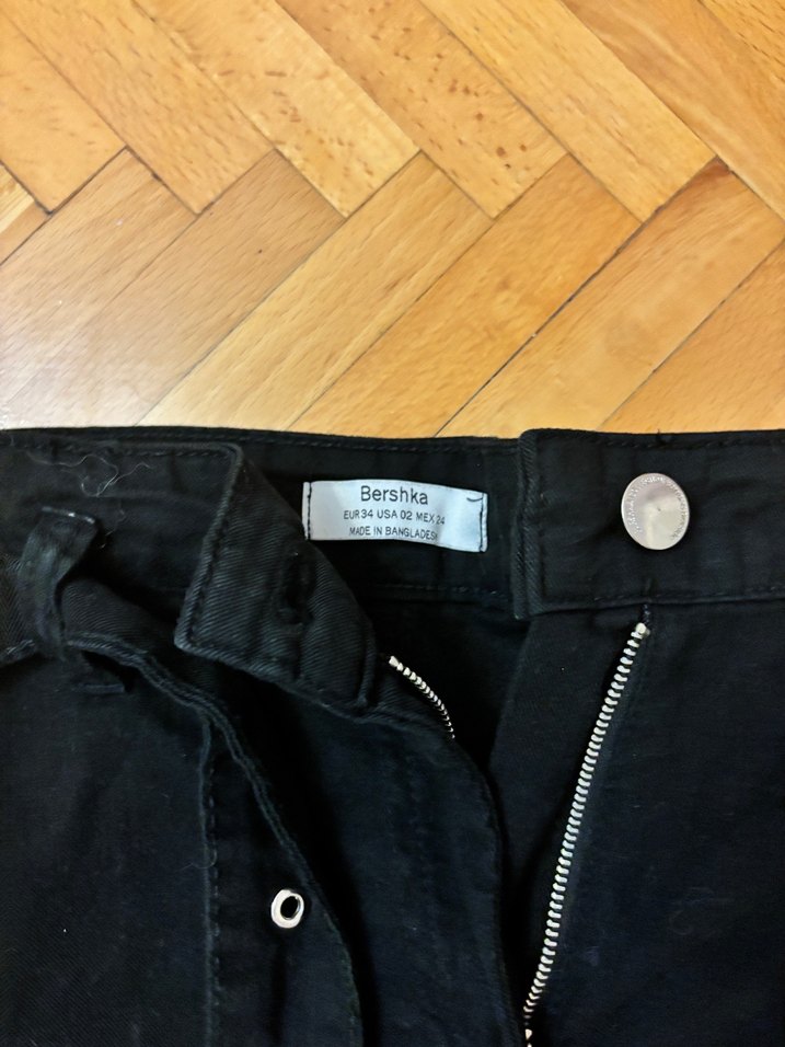 Bershka Siyah Kemerli Kot Şort - Görsel 2