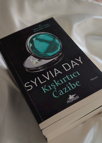  Sylvia Day Roman Seti 4 Kitap