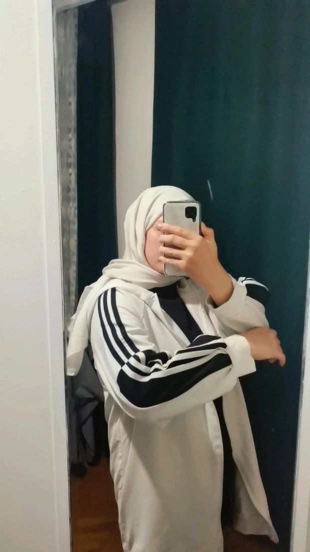 Beyaz uzun Kadın fermuarlı tesettür sweatshirt - Görsel 2