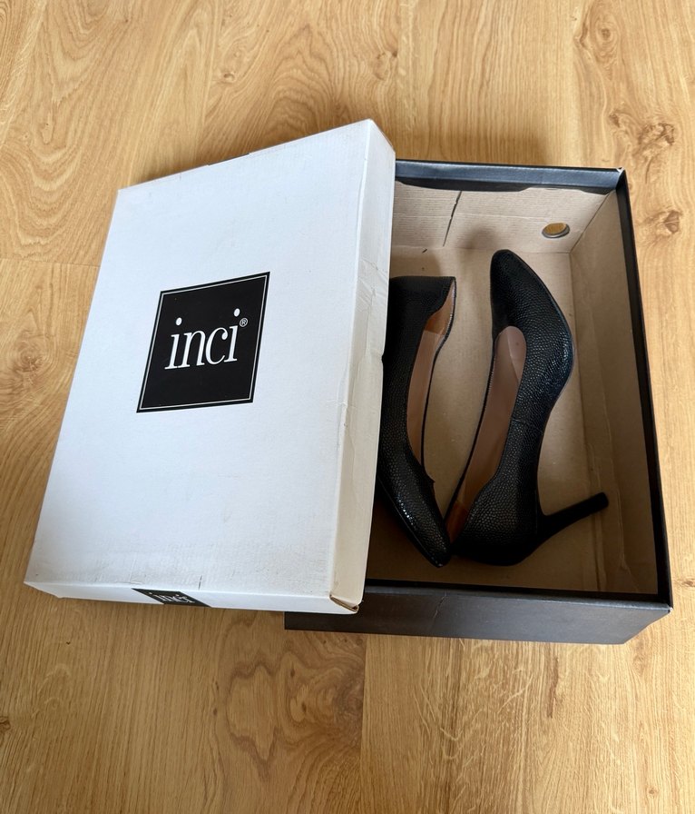 İnci Marka Siyah Orijinal Desenli Stiletto - Görsel 2