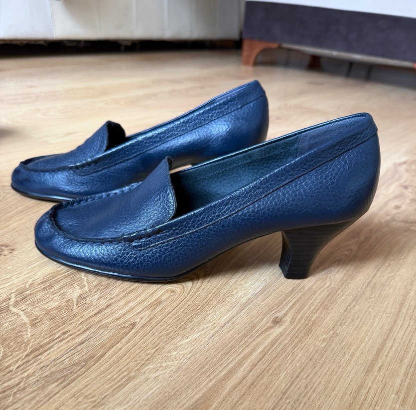 AERESOL ORTOPEDİK TOPUKLU LACİVERT DERİ AYAKKABI - Görsel 4