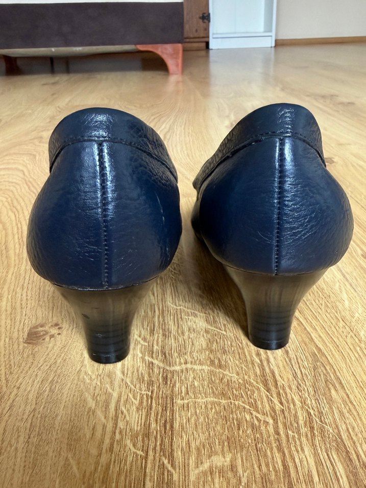 AERESOL ORTOPEDİK TOPUKLU LACİVERT DERİ AYAKKABI - Görsel 2