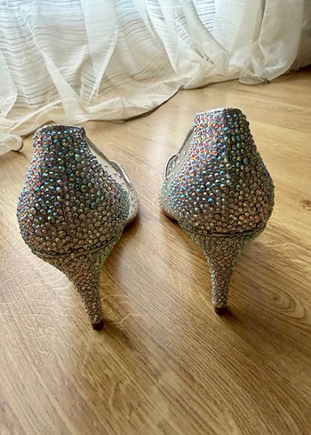 TAŞLI ABİYE TOPUKLU AYAKKABI - Görsel 4