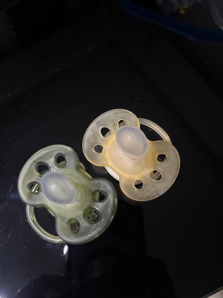 Yeşil Yaprak Desenli Emzik - Görsel 2