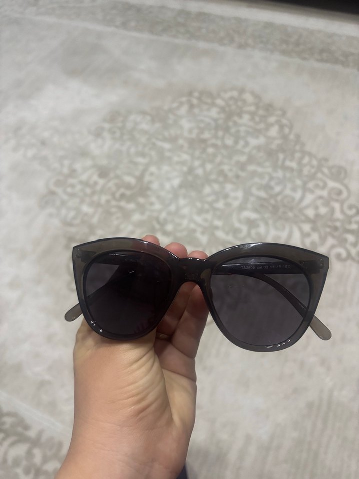 Şeffaf Kahverengi Gotik Kadın Güneş Gözlüğü - Görsel 2