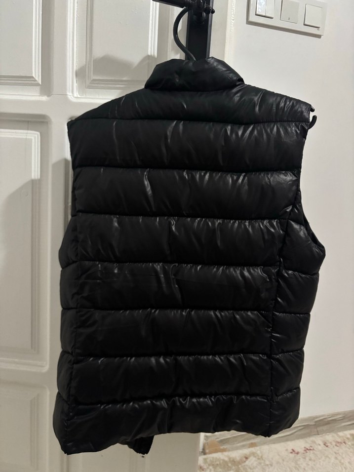 Siyah Fermuarlı Yelek, Yüksek Yakalı, Casual - Görsel 4