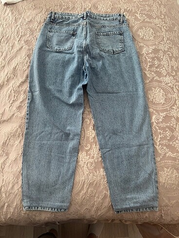 32 Beden mavi Renk Jeans