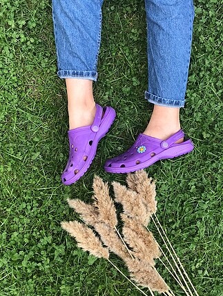 Crocs model terlik renk ve numara sorunuz