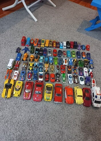  92 adet hotwheels arabalar 