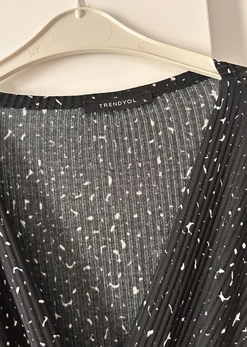 Siyah Puantiyeli Uzun Pilili Kadın Elbise - Görsel 3