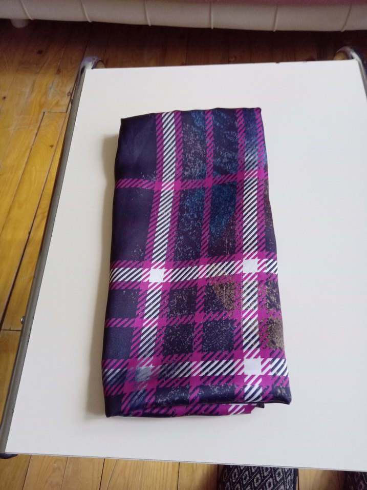 Parlak Mor Eşarp - Görsel 3