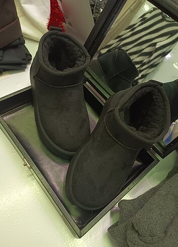 UGG İçi Yünlü Süet Bot
