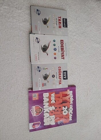 Yks kitap seti 